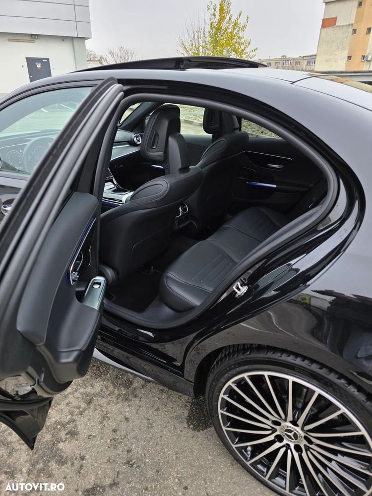 Mercedes-Benz C 300 4Matic T 9G-TRONIC AMG Line - 20