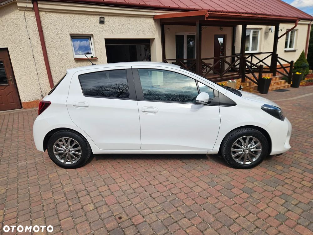 Toyota Yaris 1.33 Premium - 6