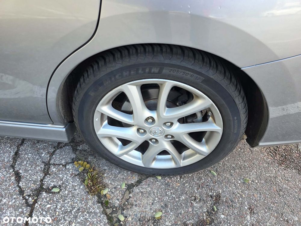 Mazda 5 2.0 Sport - 16