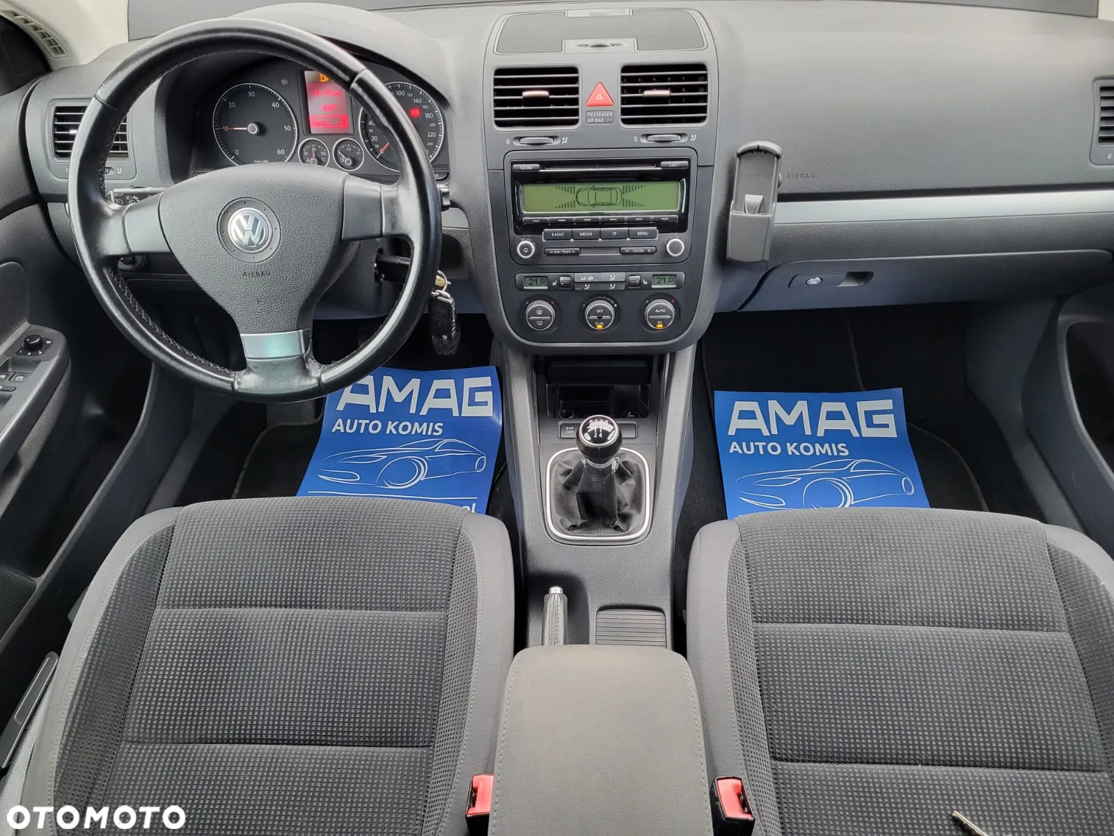 Volkswagen Golf Variant 1.9 TDI DPF Trendline BlueMotion - 19