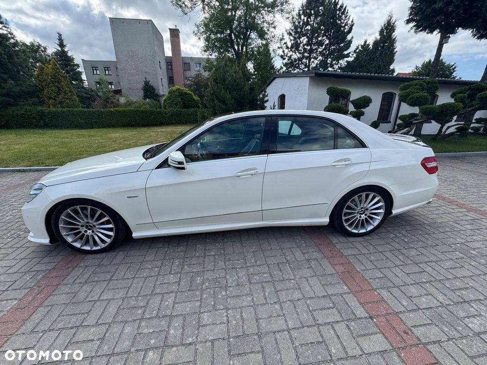 Mercedes-Benz Klasa E 350 CDI BlueEff Avantgarde - 27