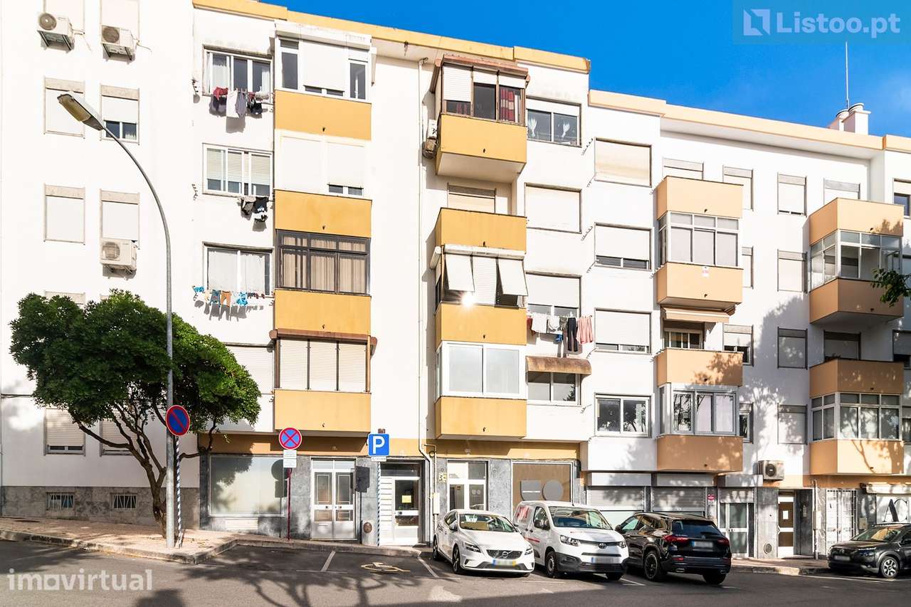 Apartamento T2 Luminoso - Carnaxide - Grande imagem: 2/26