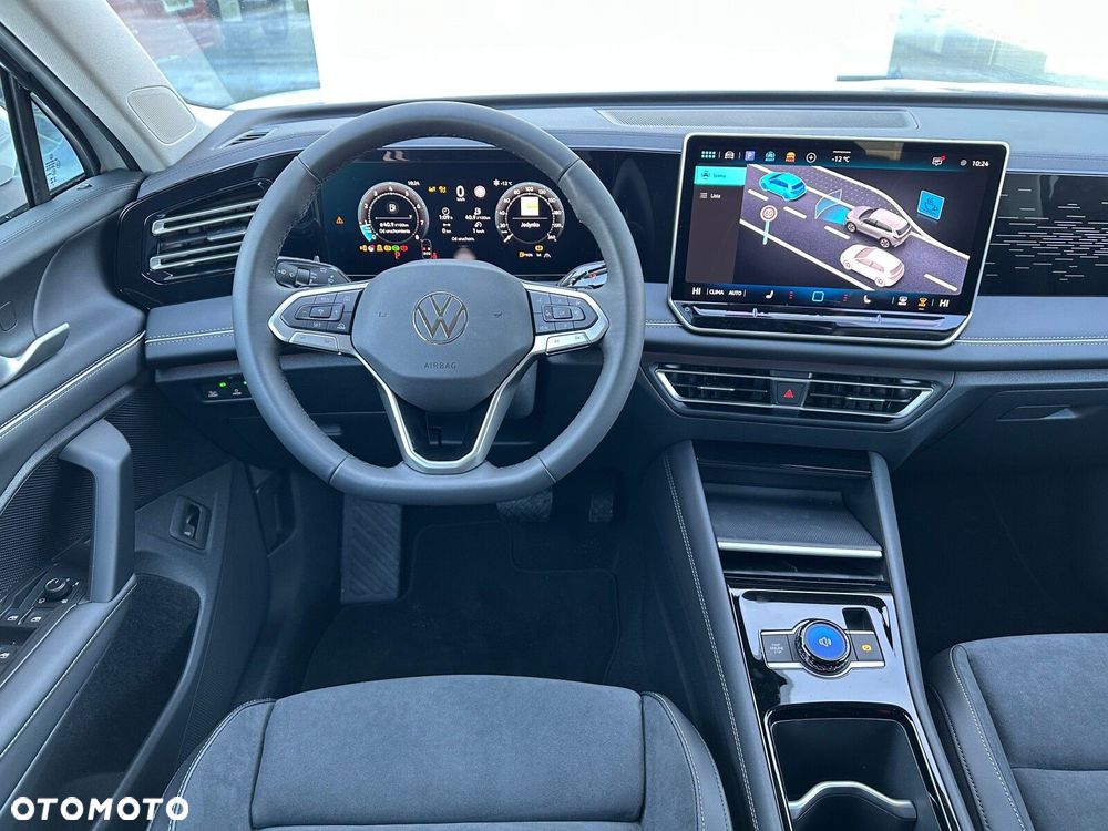 Volkswagen Tiguan - 23