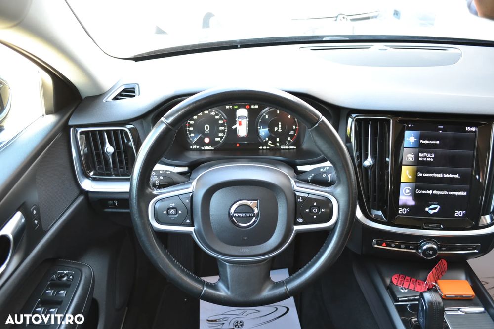 Volvo V60 B4 D Geartronic Momentum Pro - 12