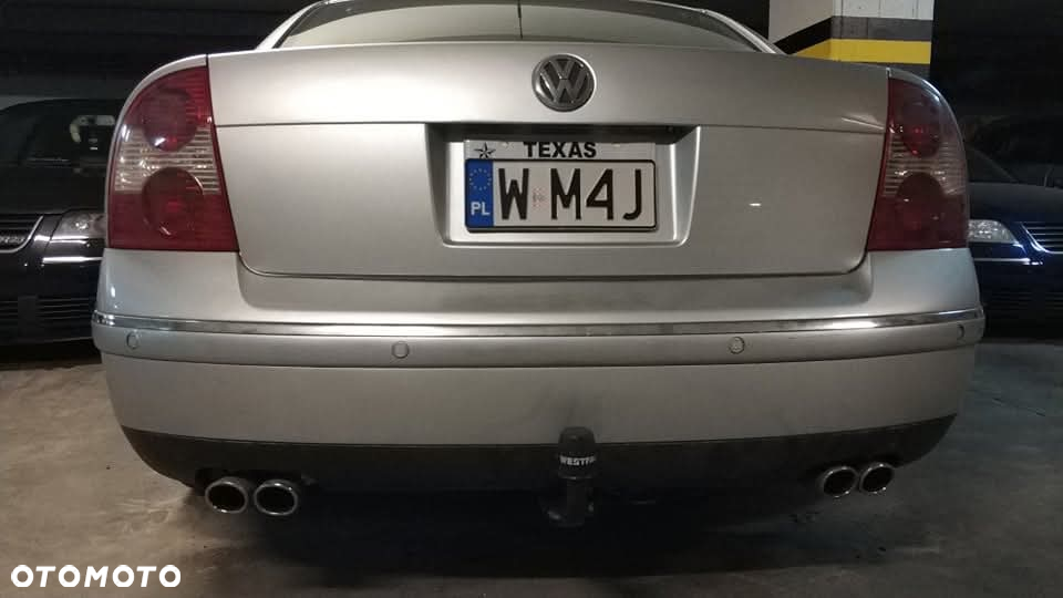 Volkswagen Passat 2.8 V6 4Mot Highline - 13
