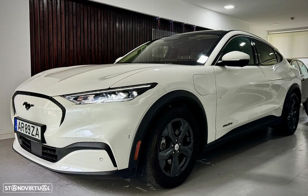 Ford Mustang Mach-E Premium - 2