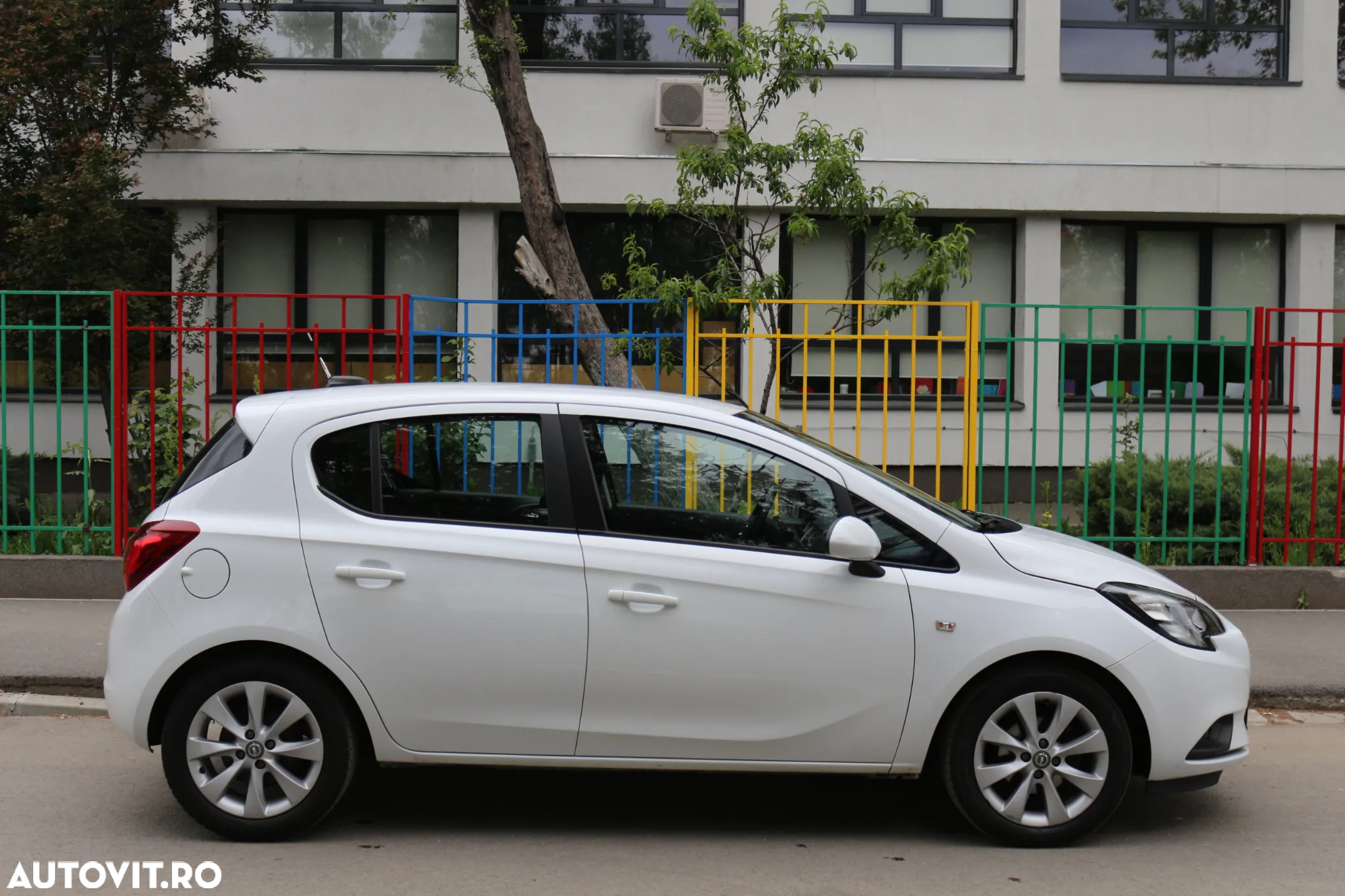 Opel Corsa 1.4 Color Edition - 17
