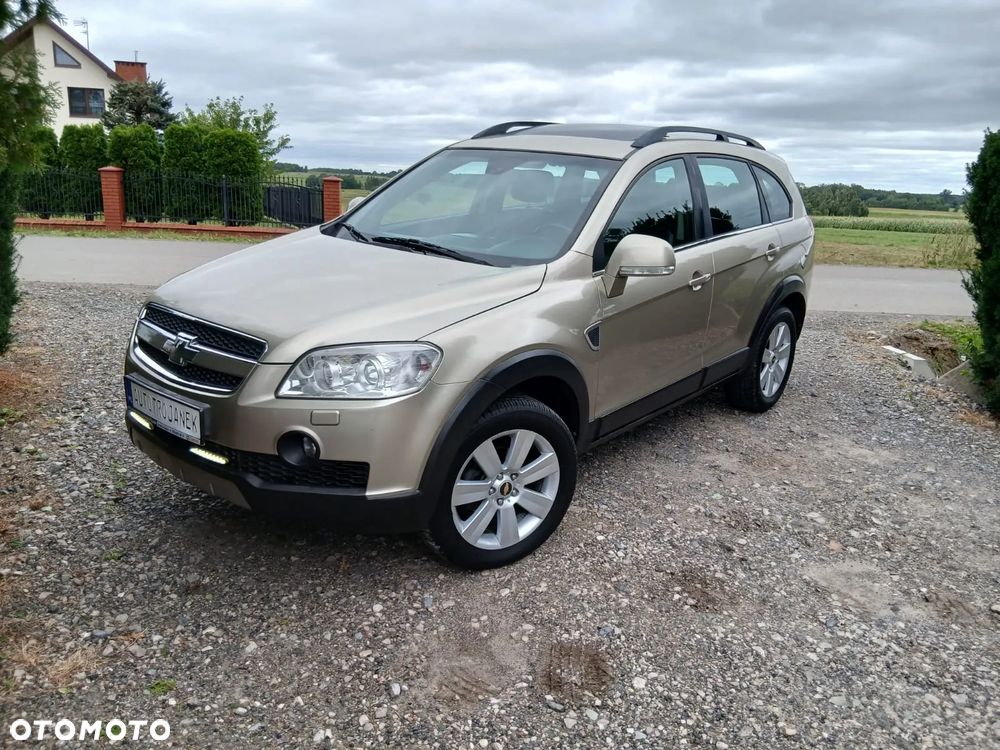 Chevrolet Captiva 2.0 d LT high - 3