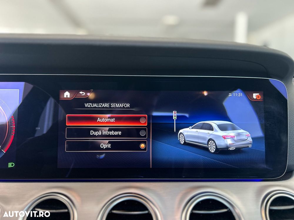 Mercedes-Benz E 220 d 4Matic 9G-TRONIC Avantgarde - 19