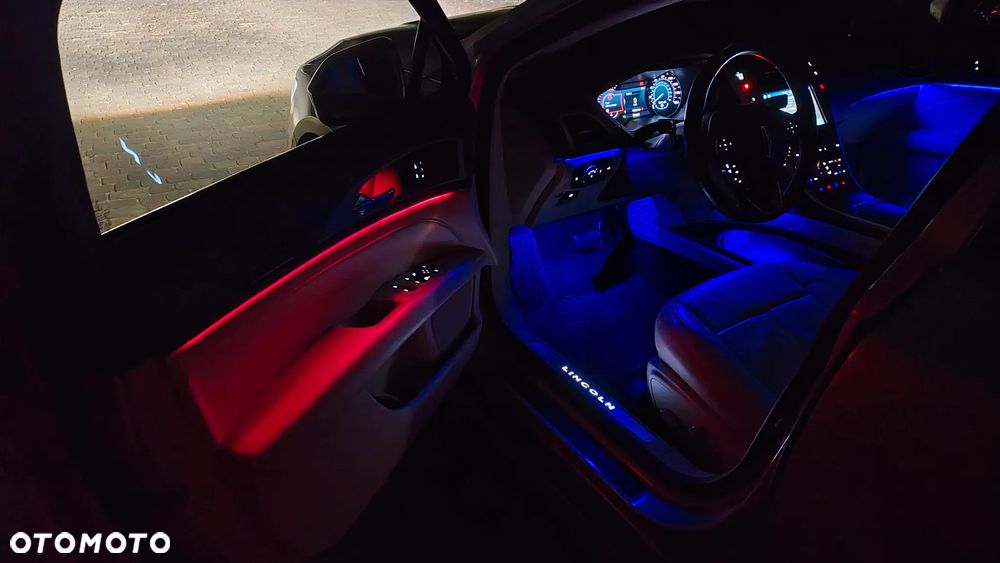 Lincoln MKZ - 21