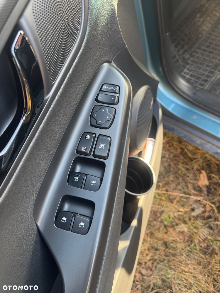 Hyundai Kona - 15