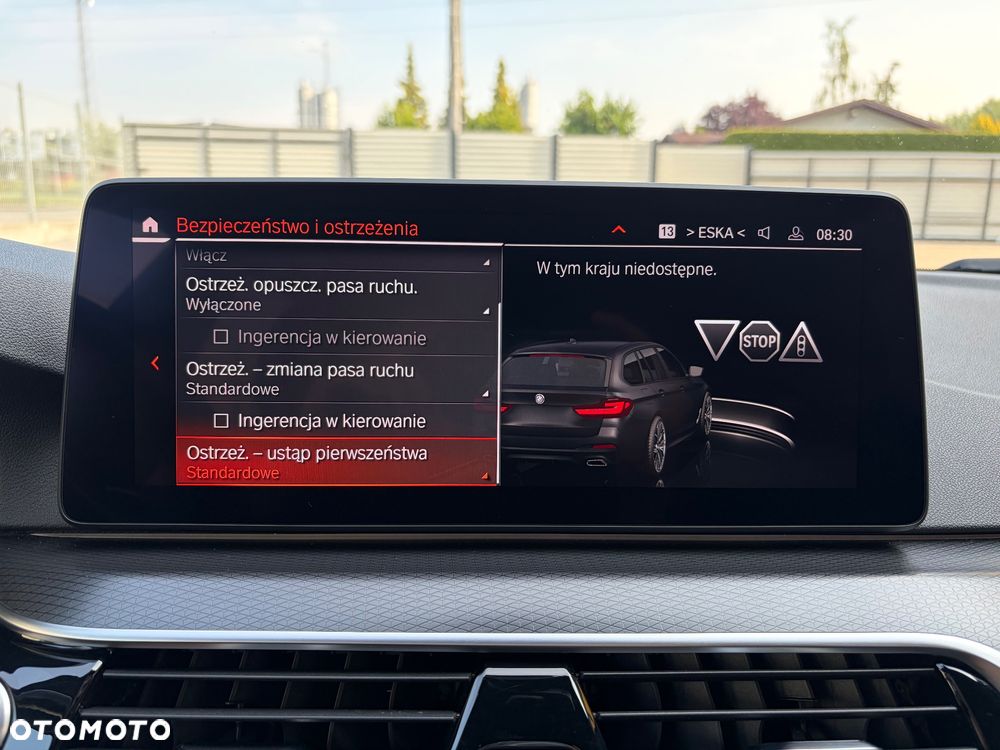 BMW Seria 5 520d M Sport sport - 32