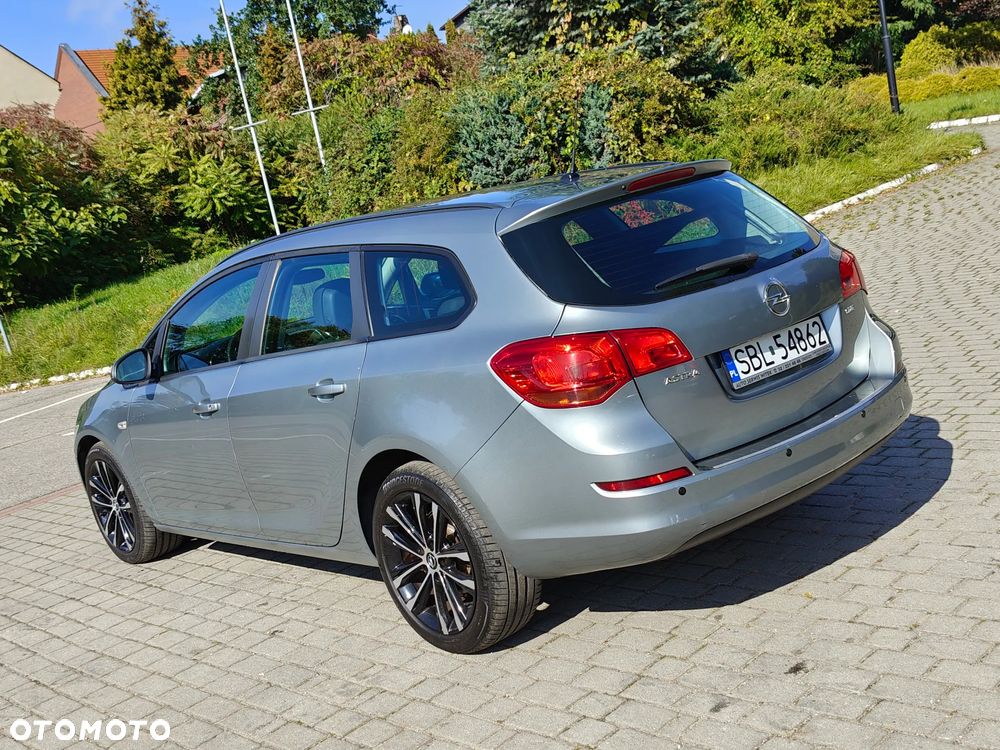 Opel Astra III 1.7 CDTI Cosmo - 13