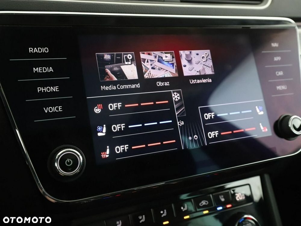 Skoda Superb 2.0 TDI 4x4 DSG Premium Edition - 31