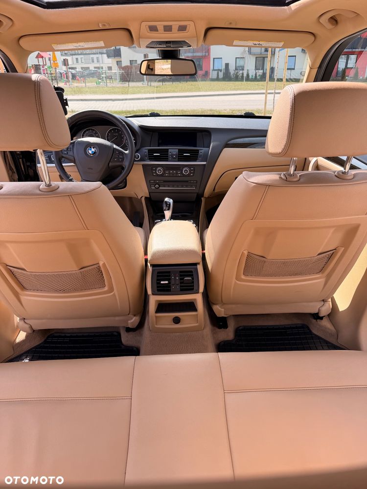 BMW X3 xDrive28i Sport-Aut - 22