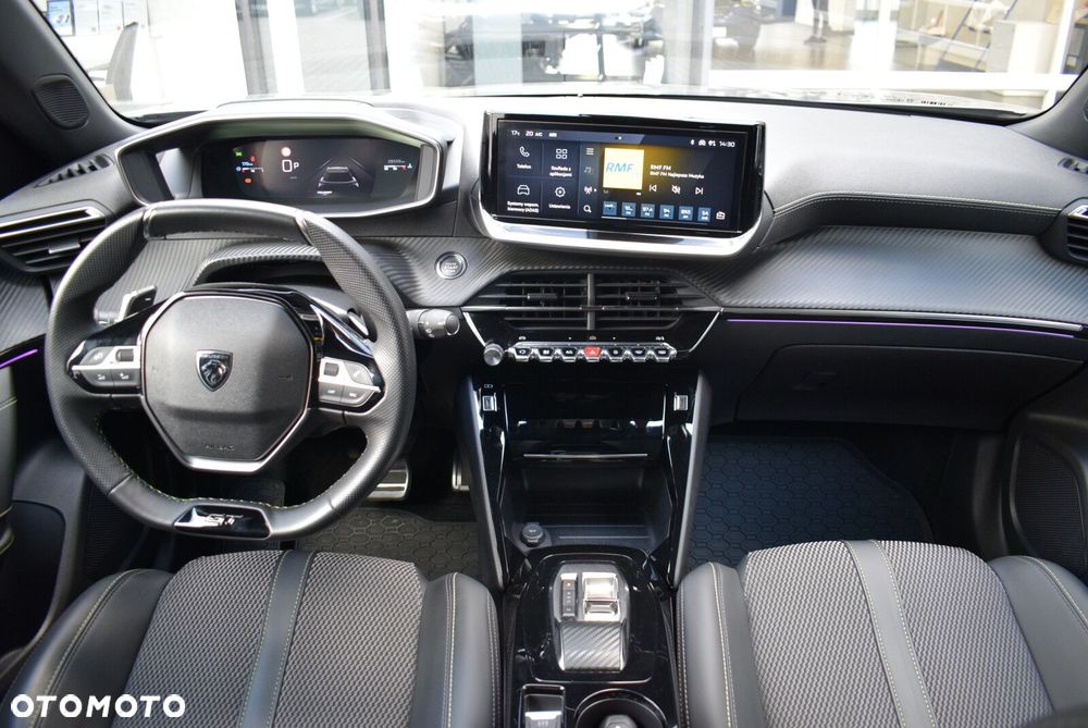 Peugeot 2008 1.2 PureTech GT S&S EAT8 - 17