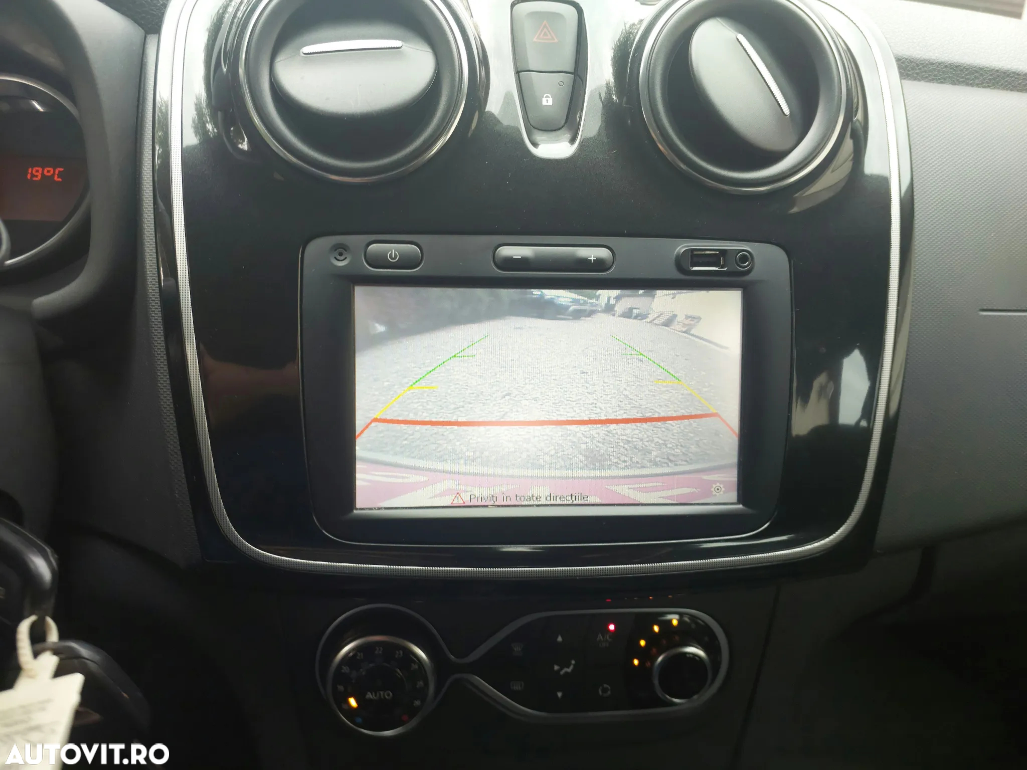 Dacia Sandero 0.9 TCe Prestige - 9