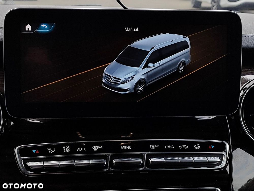 Mercedes-Benz Klasa V - 35