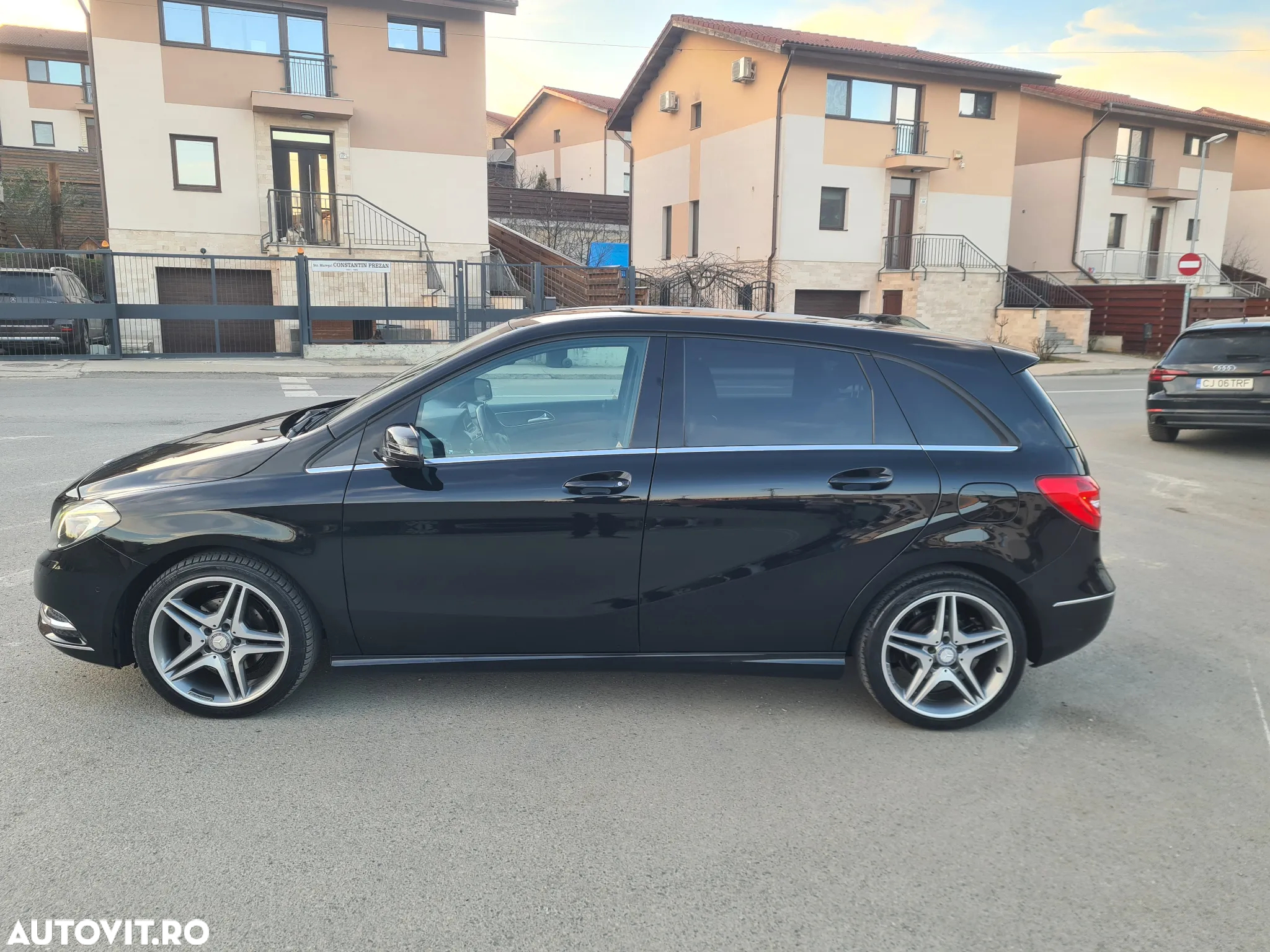 Mercedes-Benz B 200 CDI (BlueEFFICIENCY) 7G-DCT - 9
