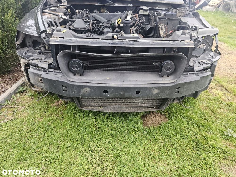 pas przedni komplet chłodnic wzmocnienie volvo v50 2.0 diesel - 1