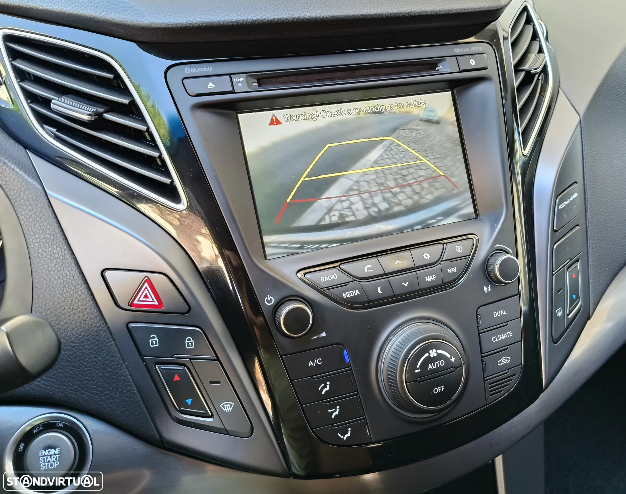 Hyundai i40 SW 1.7 CRDi Blue Comfort - 28