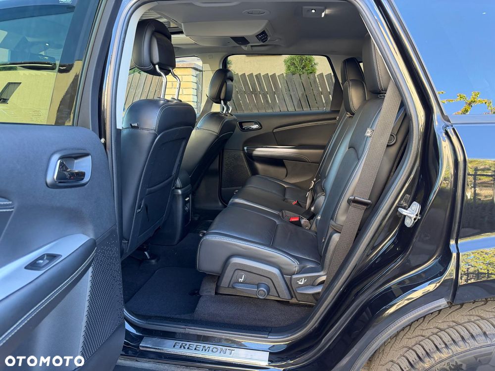 Fiat Freemont 2.4 16V VVT Automatik Lounge - 10