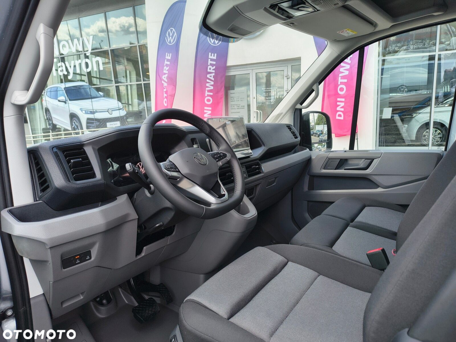 Volkswagen Crafter 35 2.0 TDI L4H3 4490 177KM AUTOMAT - 6
