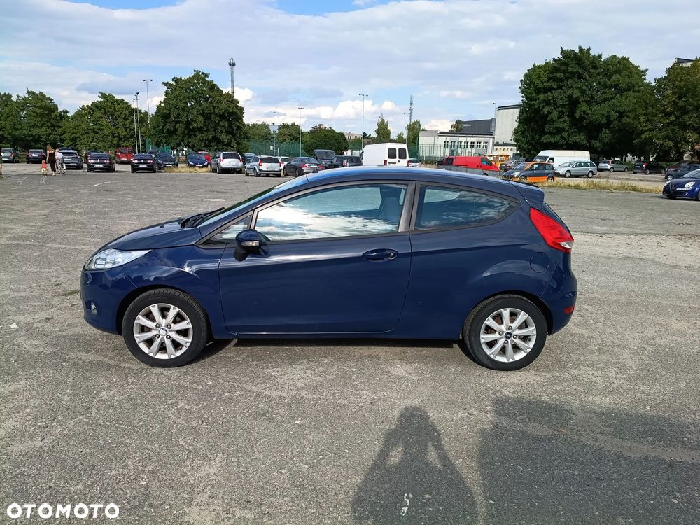 Ford Fiesta 1.25 Ambiente EU5 - 6