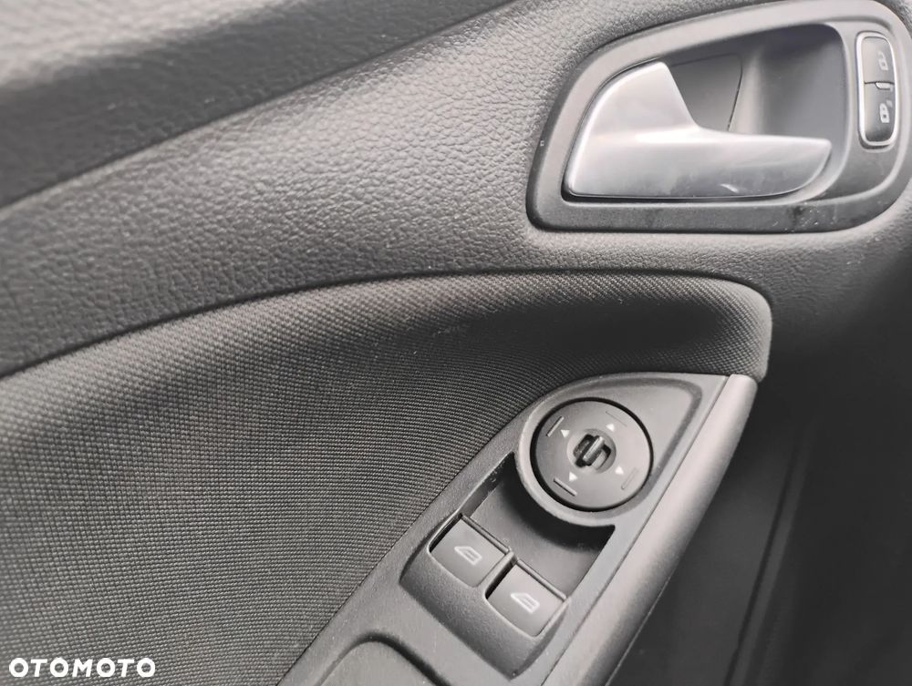 Ford Focus 1.6 Edition - 11