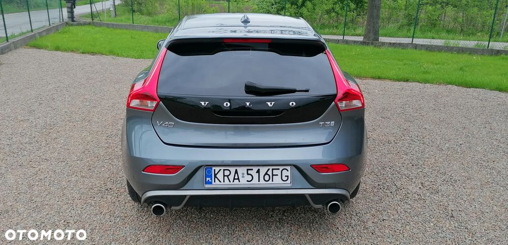 Volvo V40 T3 Drive-E R-Design Momentum - 8