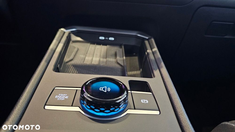 Volkswagen T-Roc - 32