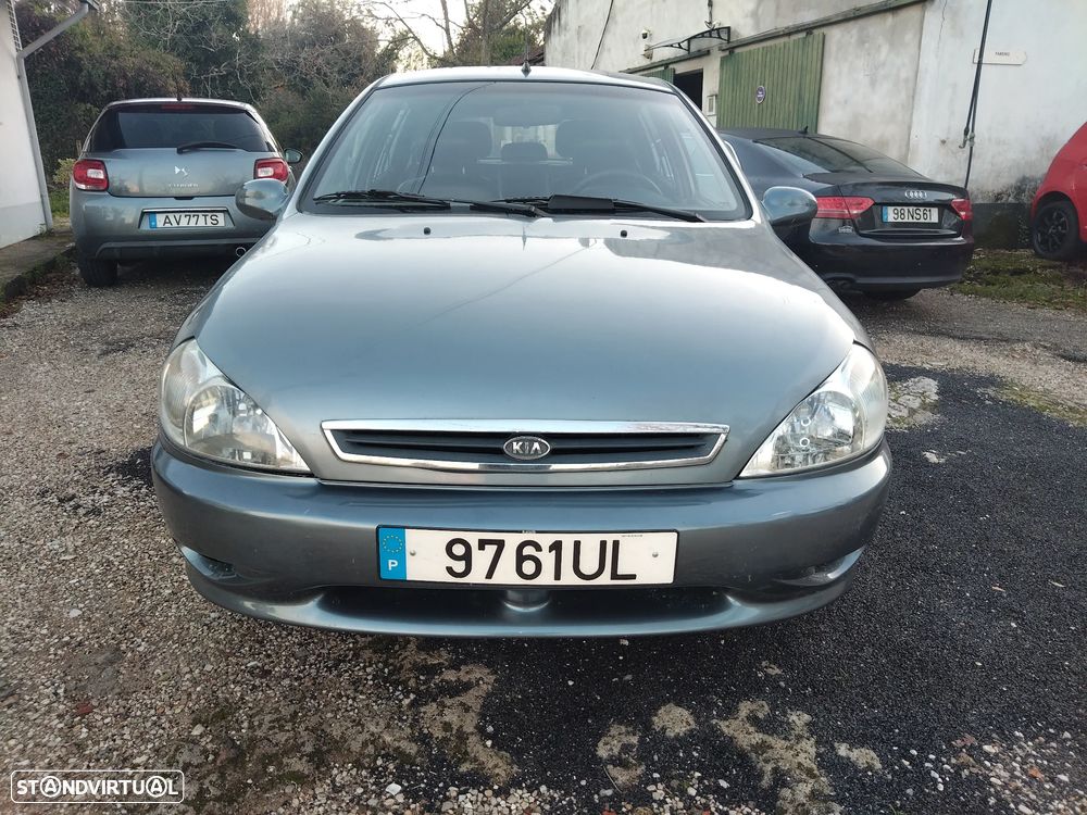 Kia Rio SW 1.3 LS - 3