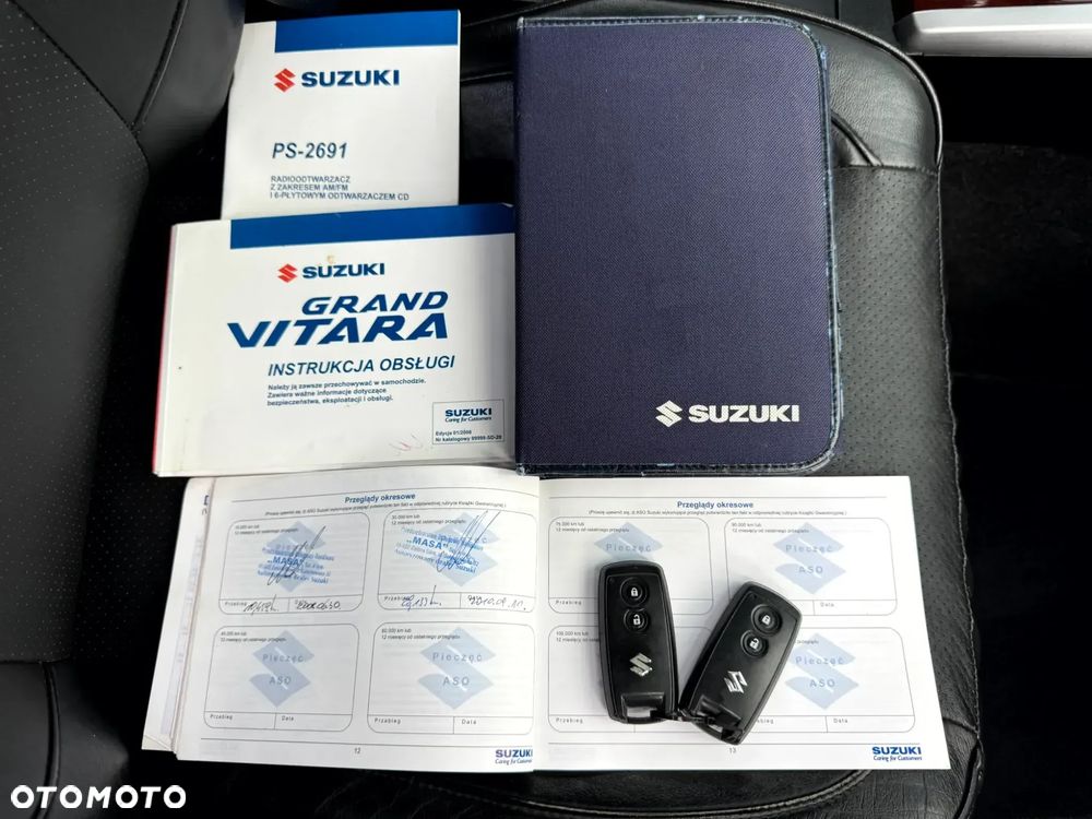 Suzuki Grand Vitara 2.0 De luxe - 23