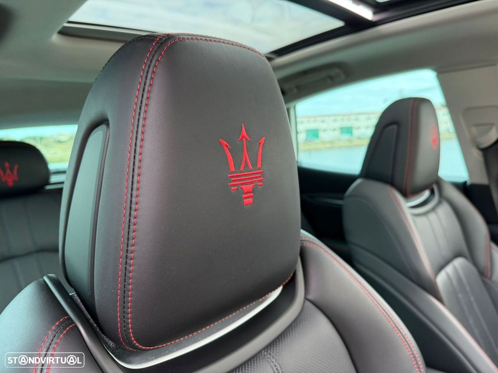 Maserati Levante 3.0 V6 S - 29