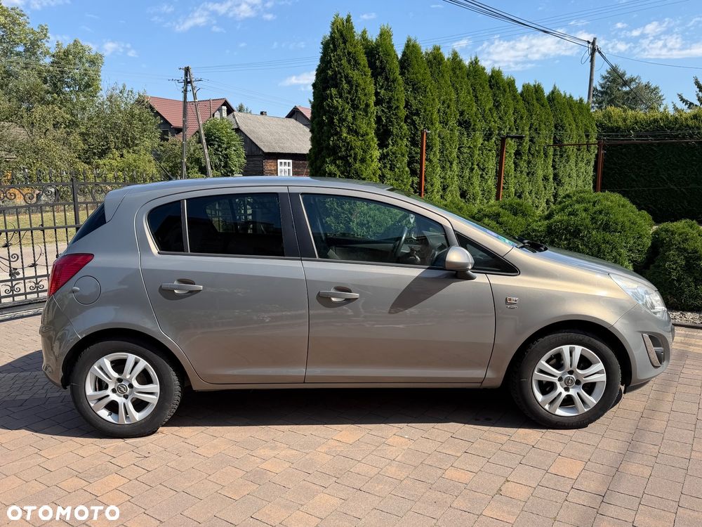 Opel Corsa 1.4 16V Active - 3