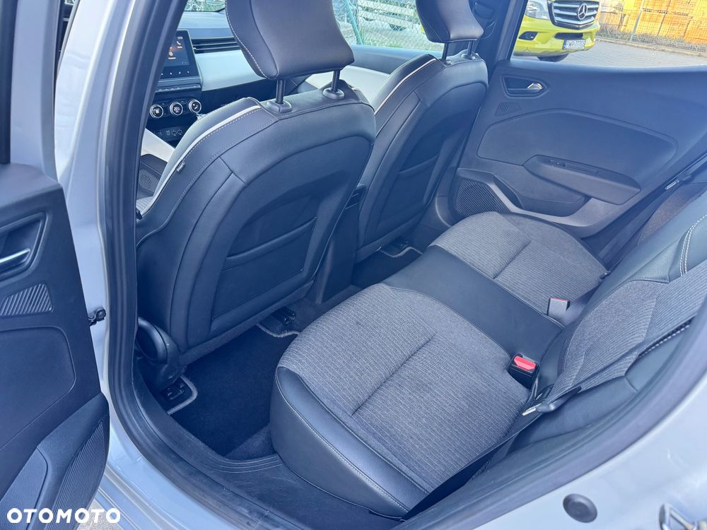 Renault Clio TCe 90 ZEN - 32