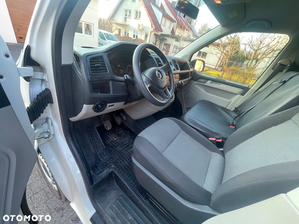 Volkswagen Transporter T6 - 23