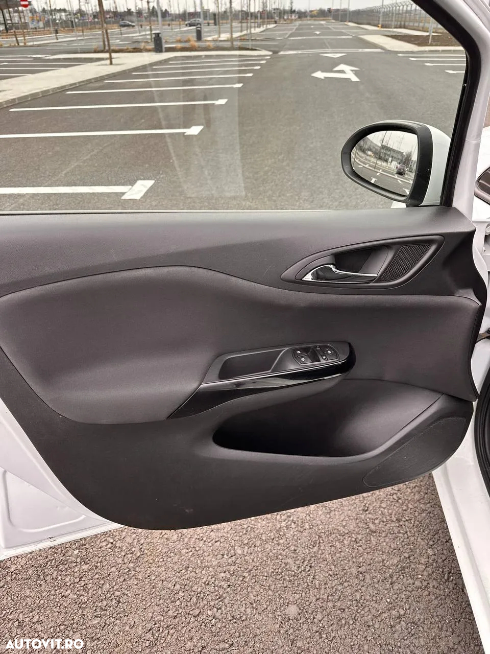 Opel Corsa 1.4 ECOTEC Selection - 15
