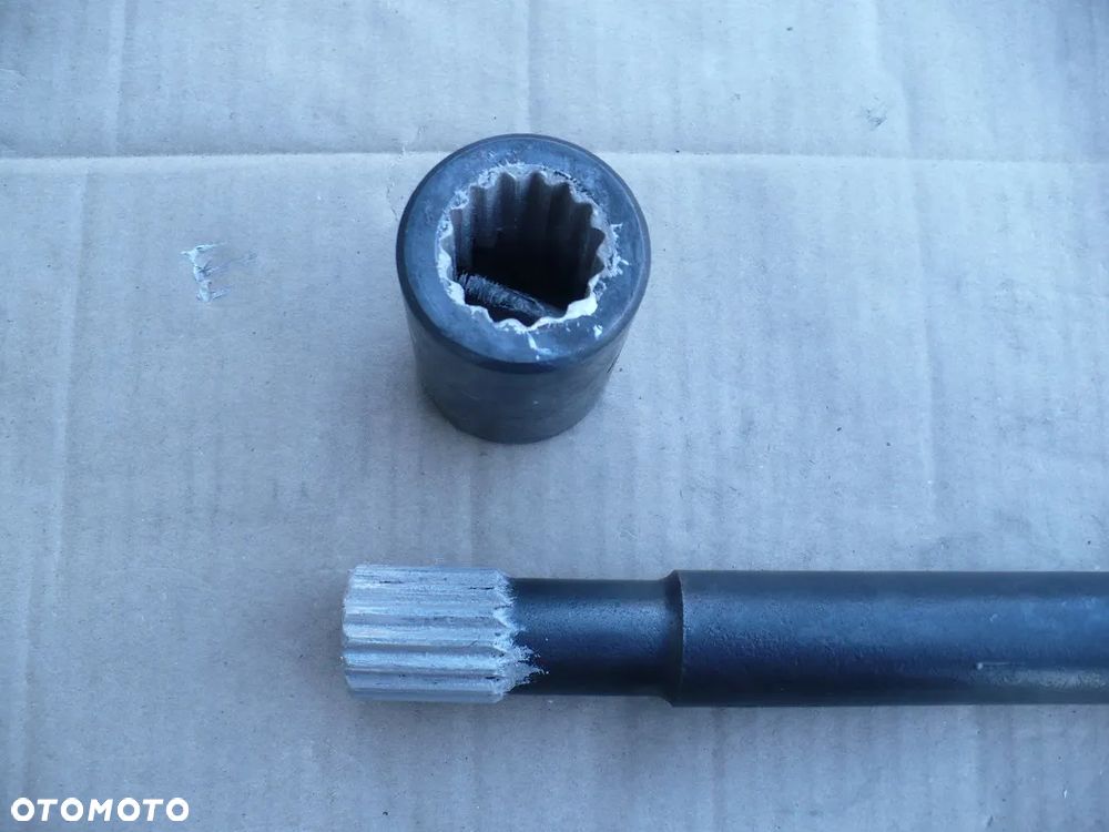 NEW HOLLAND TS100 KOLO ZAMACHOWE SPRZEGLO 82859617 - 17