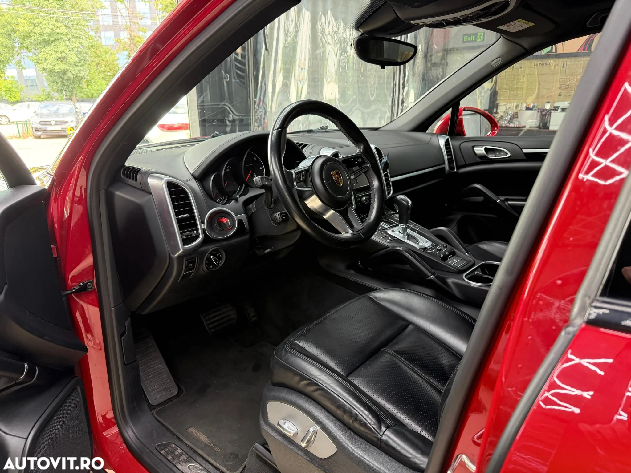 Porsche Cayenne 3.0 L - 21