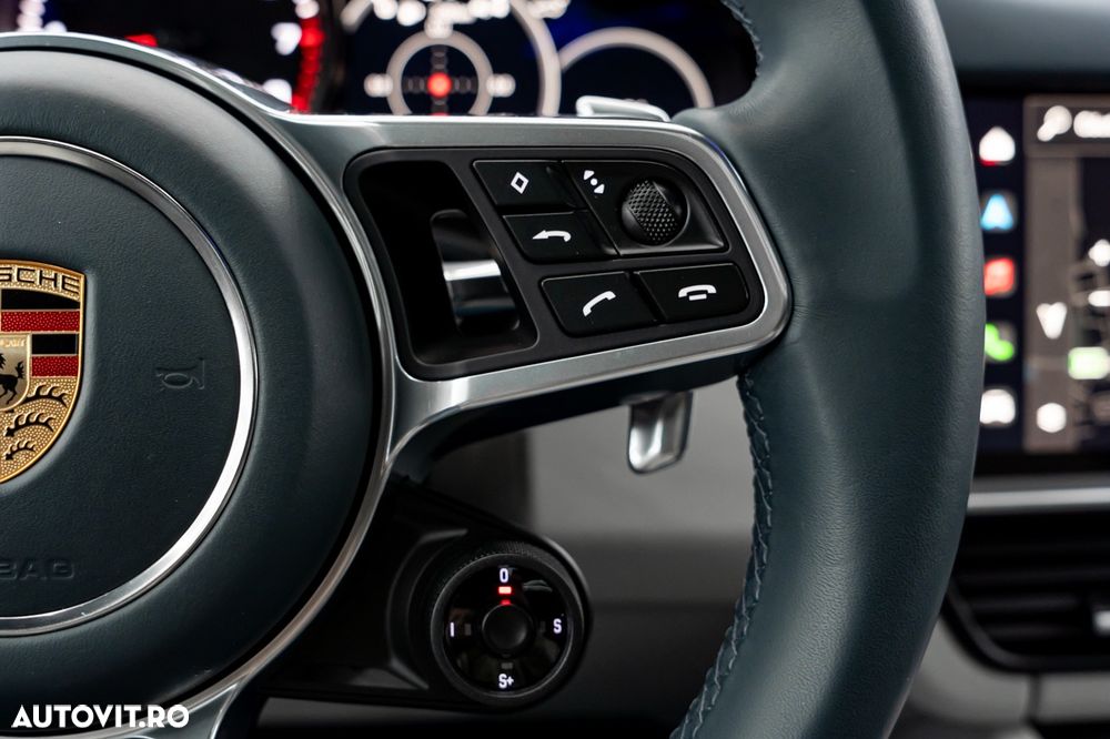 Porsche Cayenne Coupe Tiptronic S Platinum Edition - 30