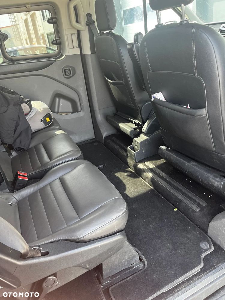 Ford Tourneo Custom 2.0 TDCi L1 Titanium SelectShift - 6