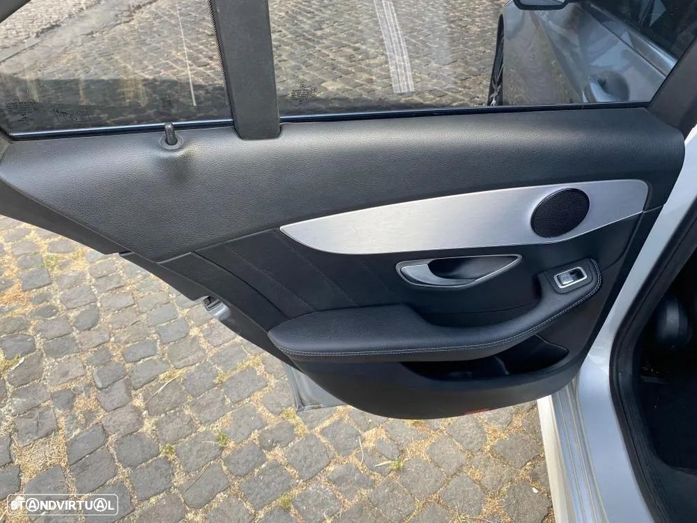 Mercedes-Benz C 220 d 9G-TRONIC AMG Line - 5
