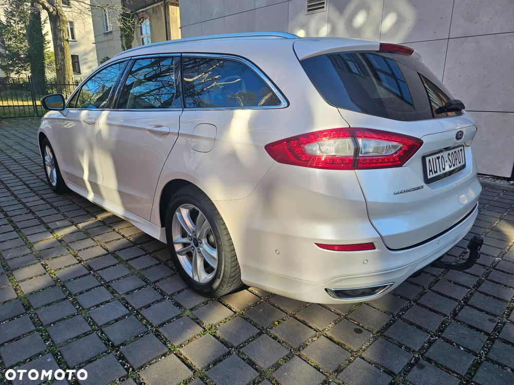 Ford Mondeo 2.0 TDCi Bi-Turbo PowerShift-Aut Titanium - 4