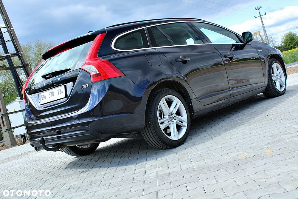 Volvo V60 D2 Geartronic Momentum - 10