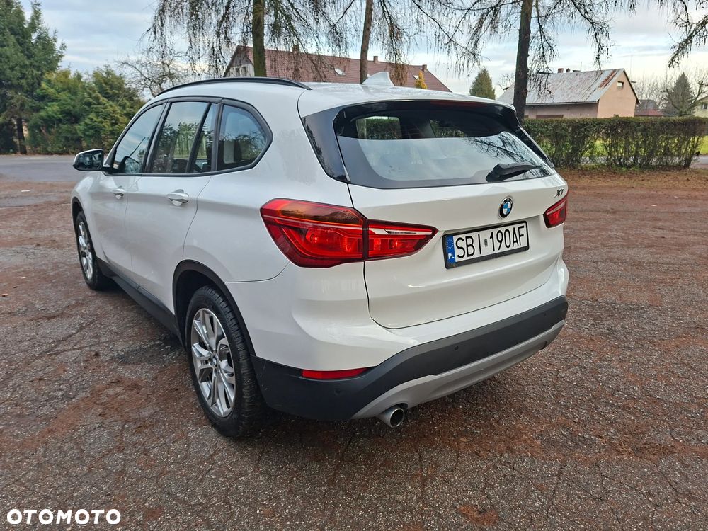 BMW X1 sDrive18d Advantage - 25
