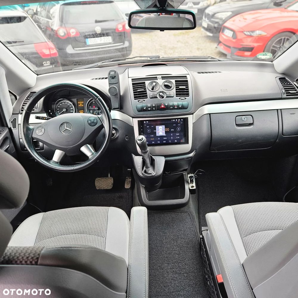 Mercedes-Benz Viano - 29