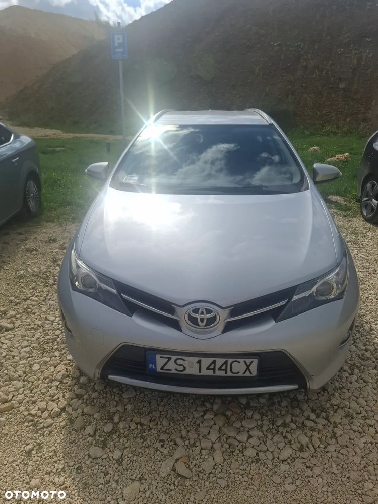 Toyota Auris - 2