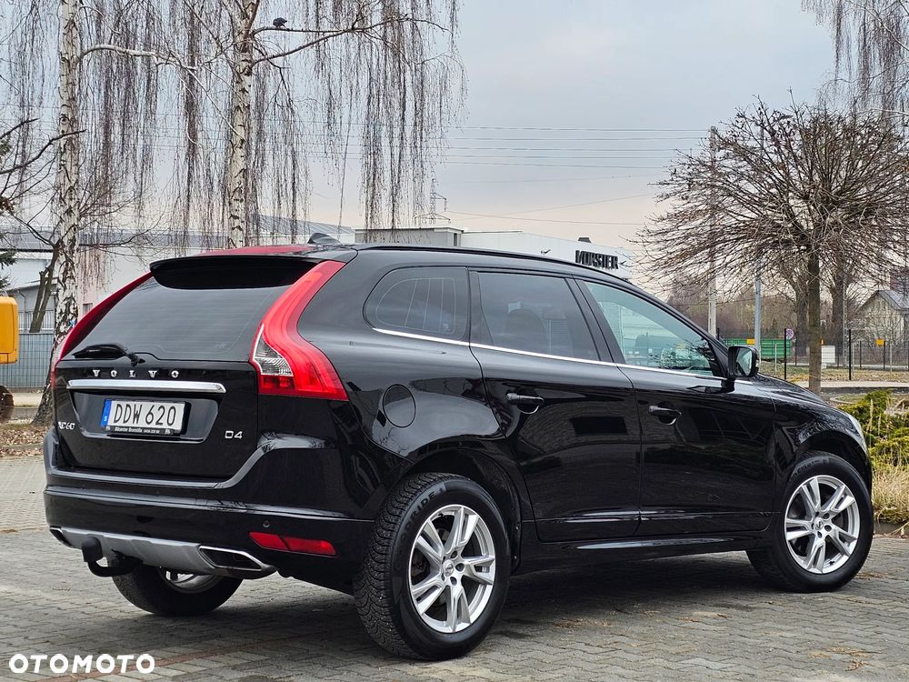 Volvo XC 60 D4 Momentum - 10