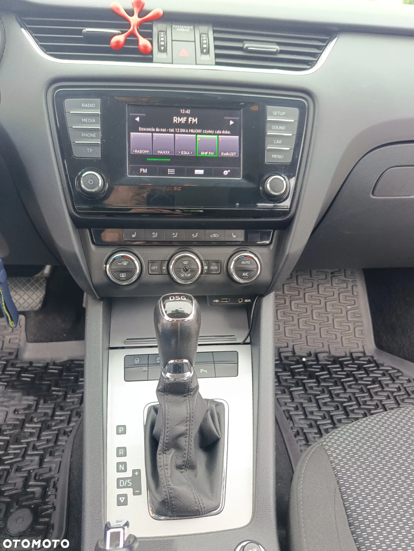 Skoda Octavia 2.0 TDI Ambition DSG - 9